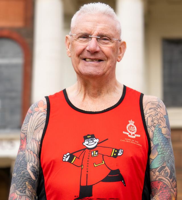 Dave Godwin - Chelsea Pensioner runs the London Marathon at 73 years of age