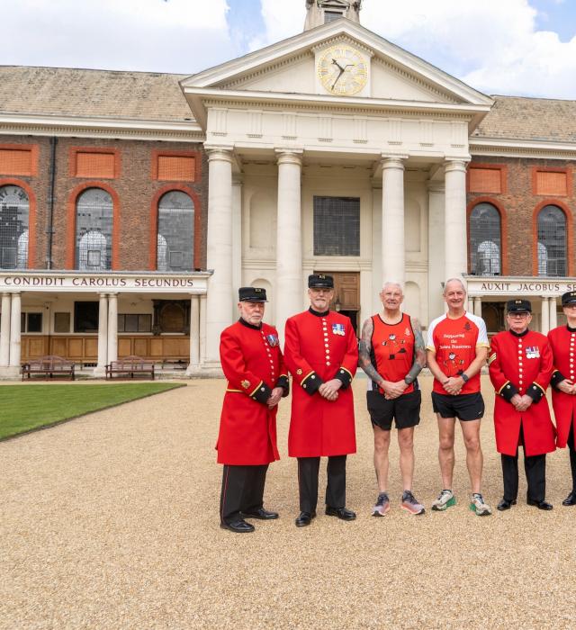 David Richmond & Dave Godwin prepare to take on the London Marathon